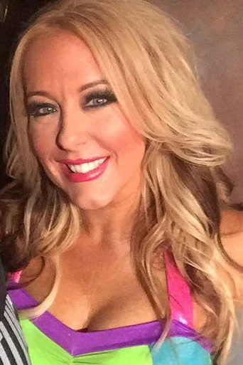 Chân dung Kimberly Dawn Davis
