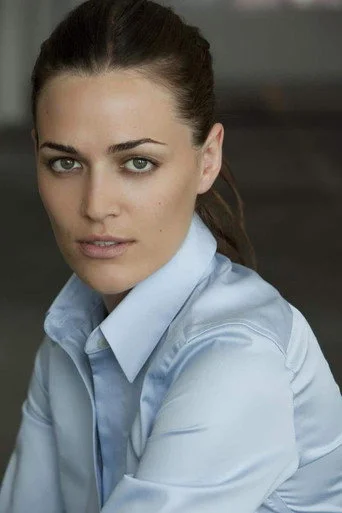 Chân dung Lauren Glazier