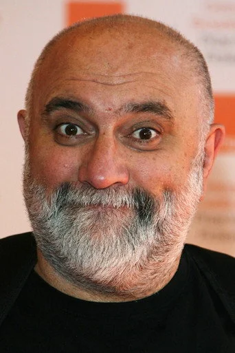 Chân dung Alexei Sayle
