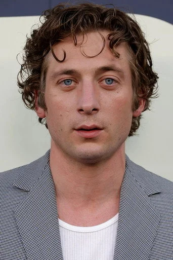 Chân dung Jeremy Allen White