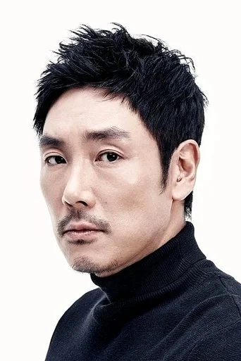 Chân dung Cho Jin-woong