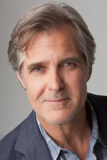 Chân dung Henry Czerny