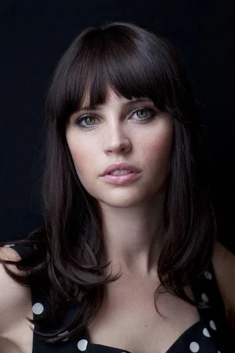 Chân dung Felicity Jones