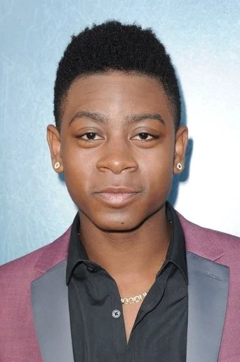 Chân dung RJ Cyler
