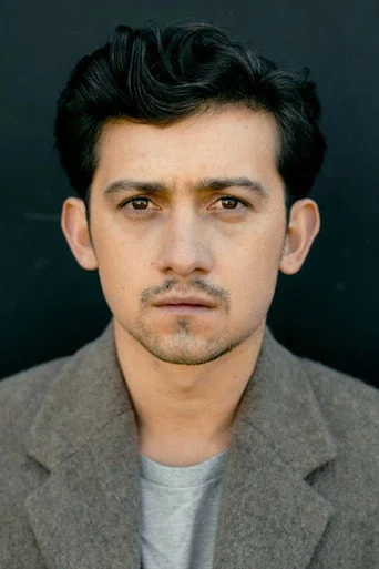 Chân dung Craig Roberts