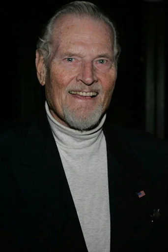 Chân dung Darrell Sandeen