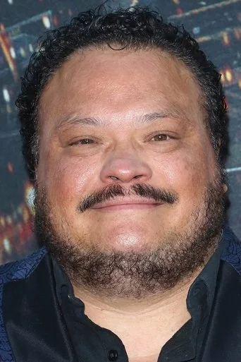 Chân dung Adrian Martinez
