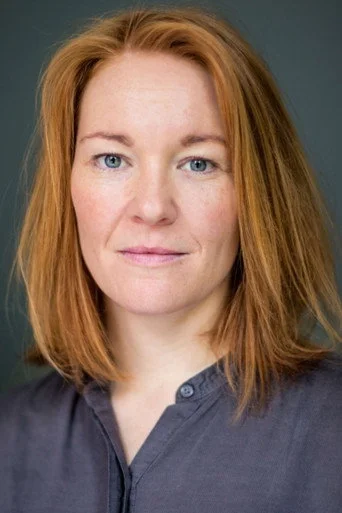 Chân dung Claire Brown