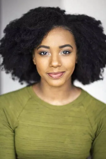 Chân dung Alyah Chanelle Scott