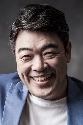 Chân dung Lee Won-jong