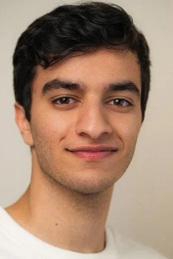 Chân dung Michael Iskander