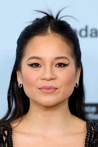 Chân dung Kelly Marie Tran