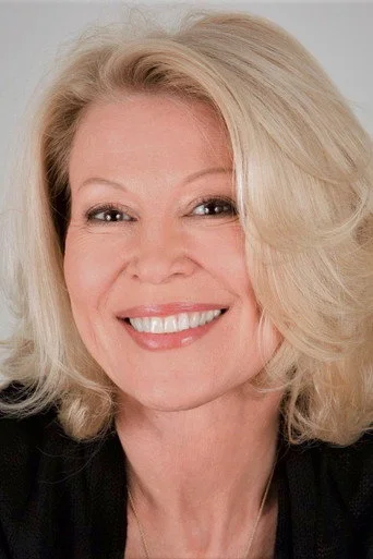 Chân dung Leslie Easterbrook