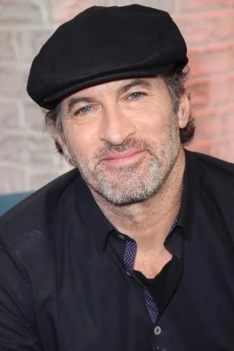 Chân dung Scott Patterson