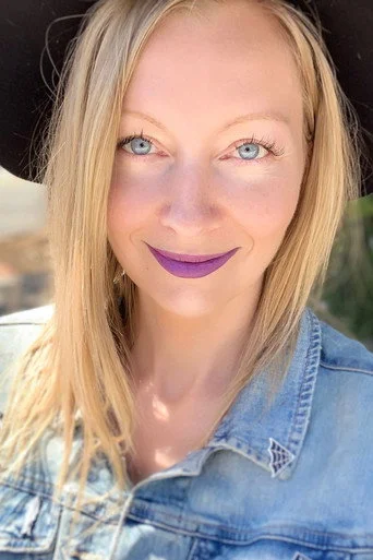 Chân dung Axelle Carolyn
