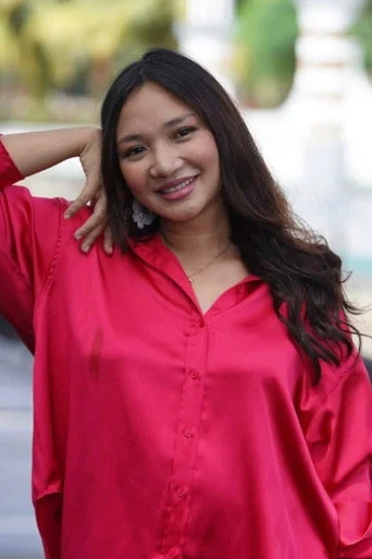 Chân dung Nadia Aqilah