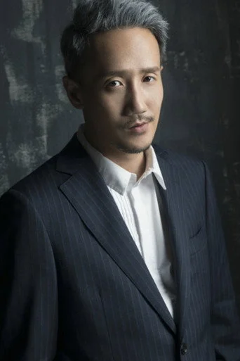 Chân dung Han Qiuchi