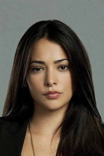 Chân dung Natalie Martinez