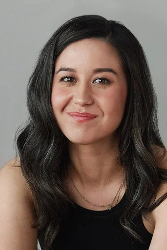 Chân dung Nina Oyama