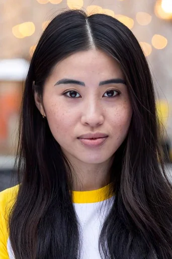 Chân dung Emma Lau
