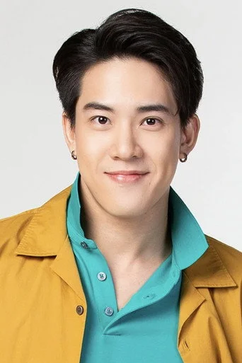 Chân dung Chatchawit Techarukpong