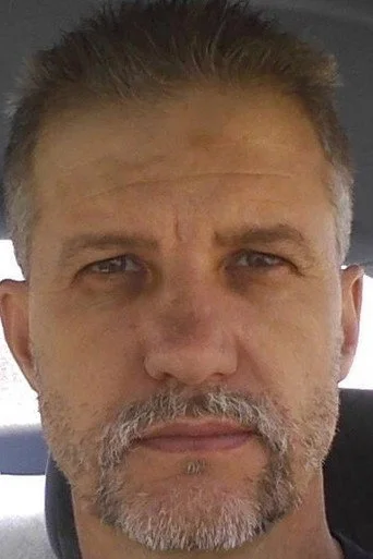 Chân dung JR Hatchett