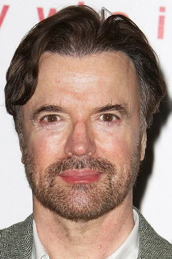 Chân dung Paul Rhys