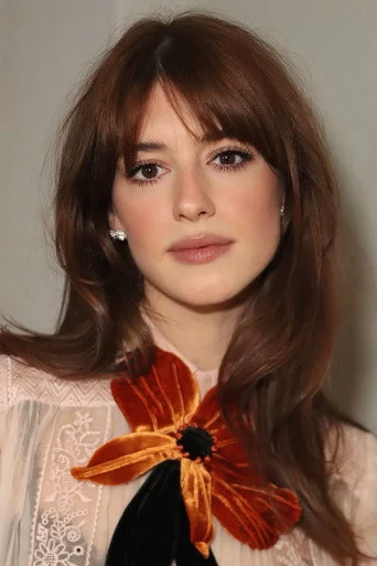 Chân dung Daisy Edgar-Jones