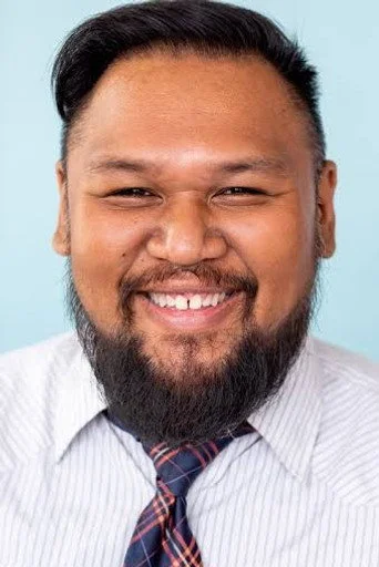 Chân dung Earl Baylon