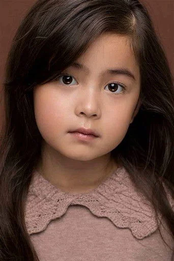 Chân dung Madeleine Yuna Voyles
