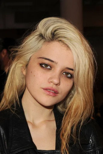 Chân dung Sky Ferreira