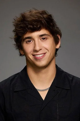 Chân dung Marcello Hernández