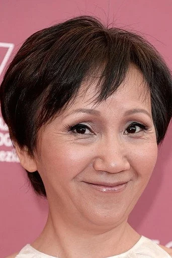 Chân dung Lu Yi-ching