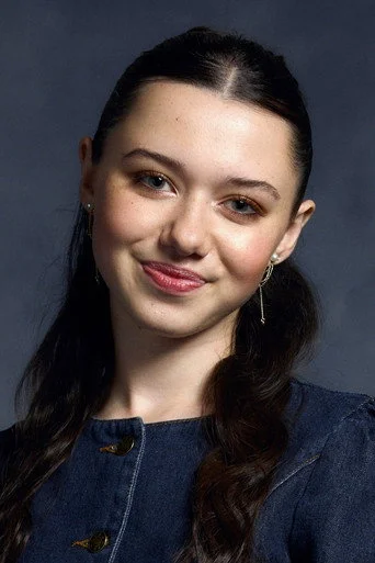 Chân dung Violet McGraw