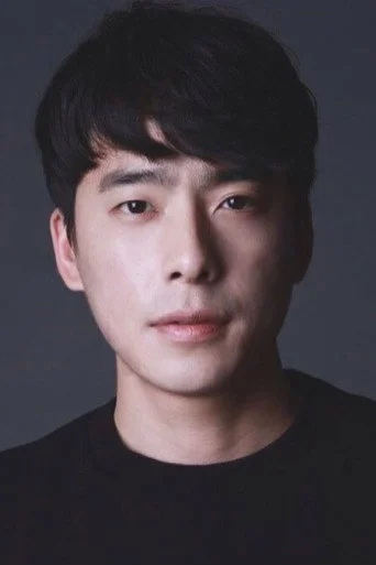 Chân dung Lee Seung-jin