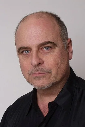 Chân dung Matt Landers