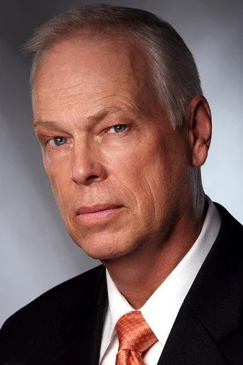 Chân dung Richard Holden