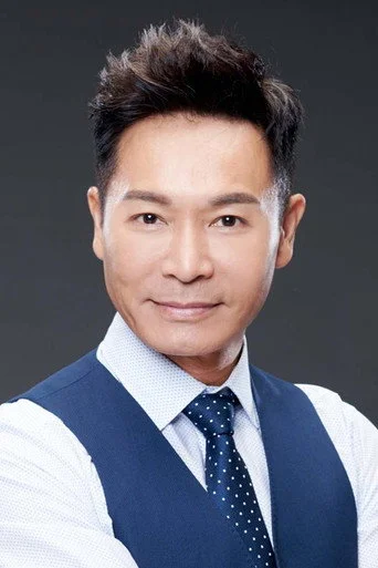 Chân dung Roger Kwok Chun-On