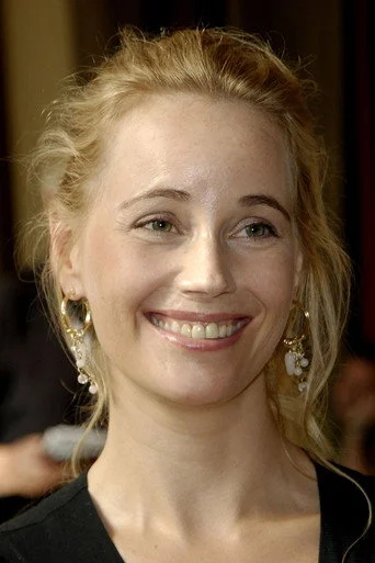 Chân dung Sofia Helin