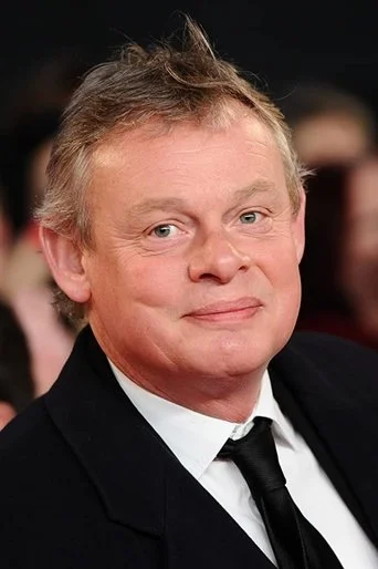 Chân dung Martin Clunes