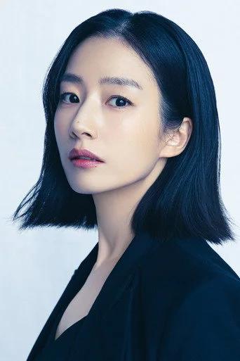 Chân dung Kwak Sun-young
