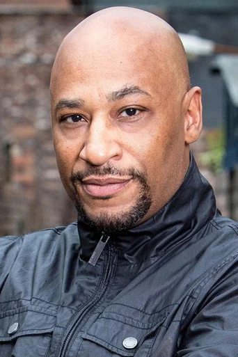 Chân dung Terence Maynard