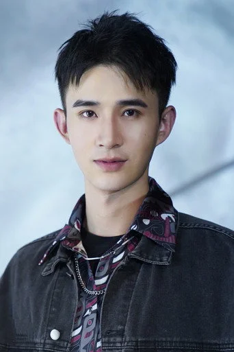 Chân dung Guan Yunpeng