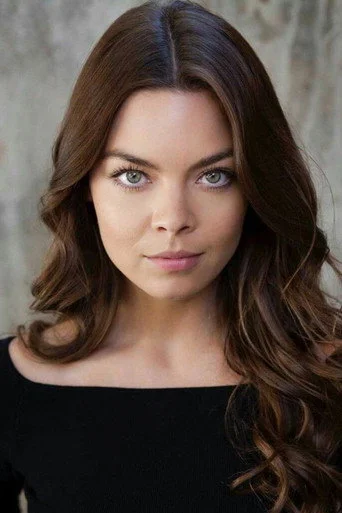 Chân dung Scarlett Hefner