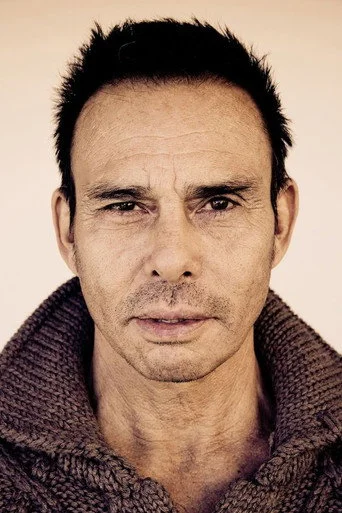 Chân dung Raoul Max Trujillo