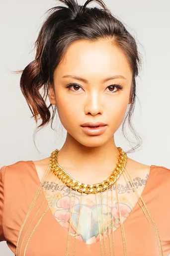 Chân dung Levy Tran