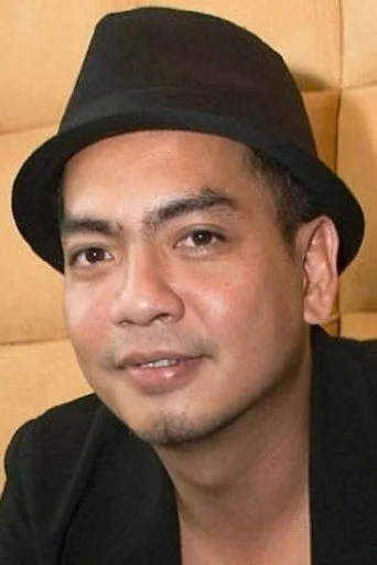 Chân dung Indra Birowo