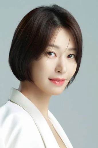Chân dung Jung Ae-yeun