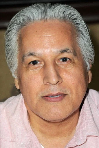 Chân dung Robert Beltran