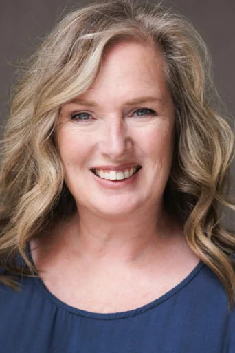 Chân dung Lara Macgregor